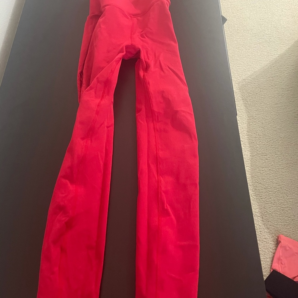 Fabletics size XS motion 365 leggings.